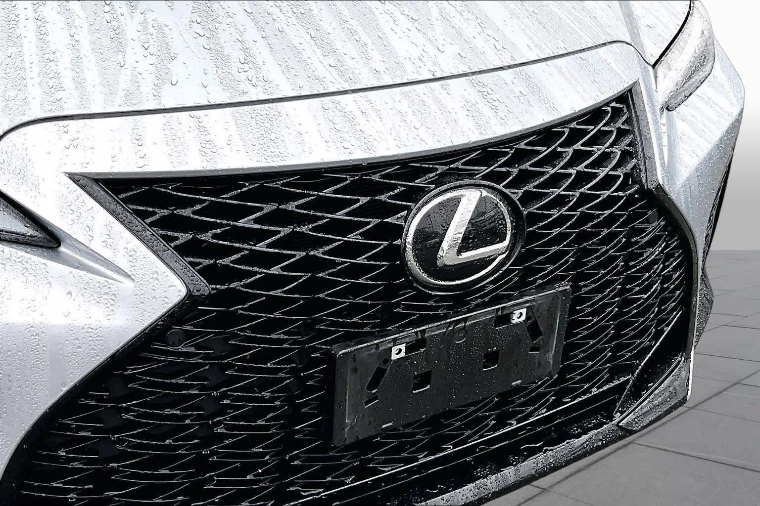 Certified Used 2024 Iridium Lexus F SPORT image 30