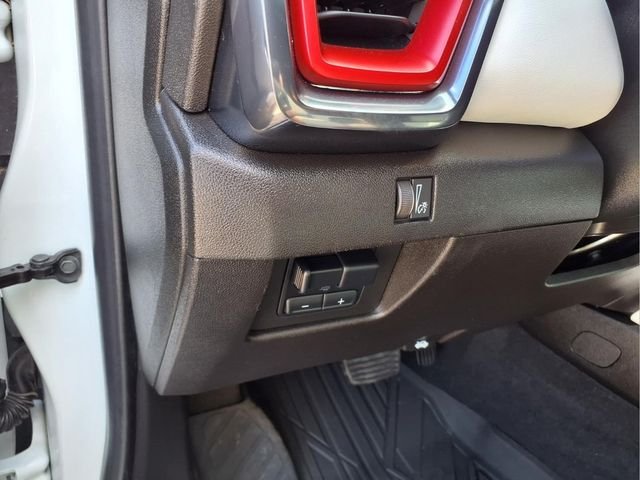 2024 GMC Canyon AT4X - Photo 25