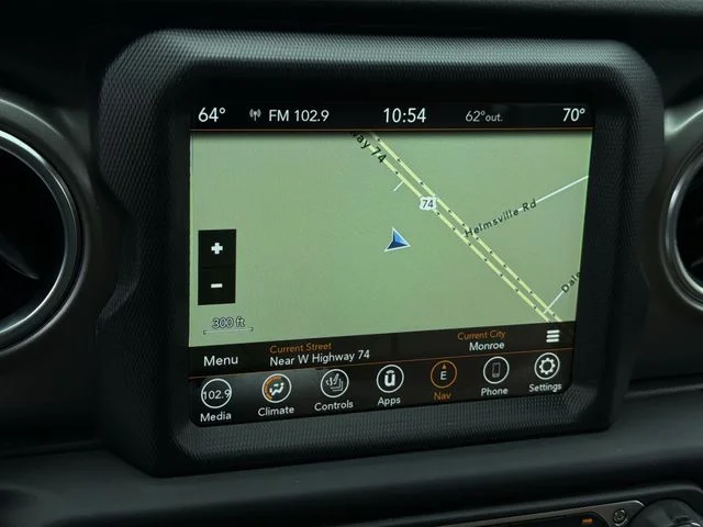 Used 2023 Black Jeep Rubicon image 12