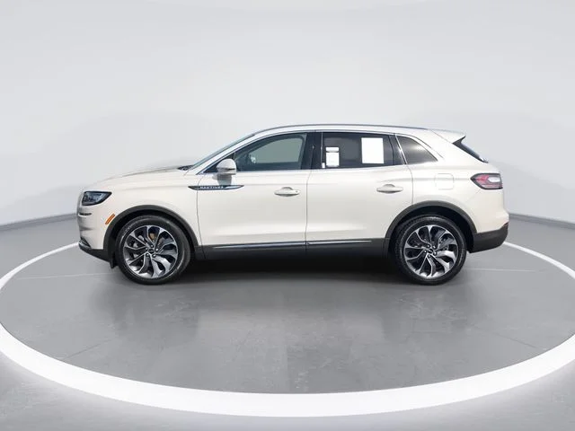 Used 2022 White Lincoln Reserve image 5