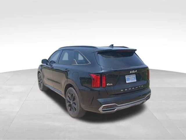 Used 2022 Black Kia SX image 5