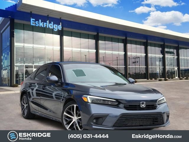 2023 Honda Civic Touring CVT's photo