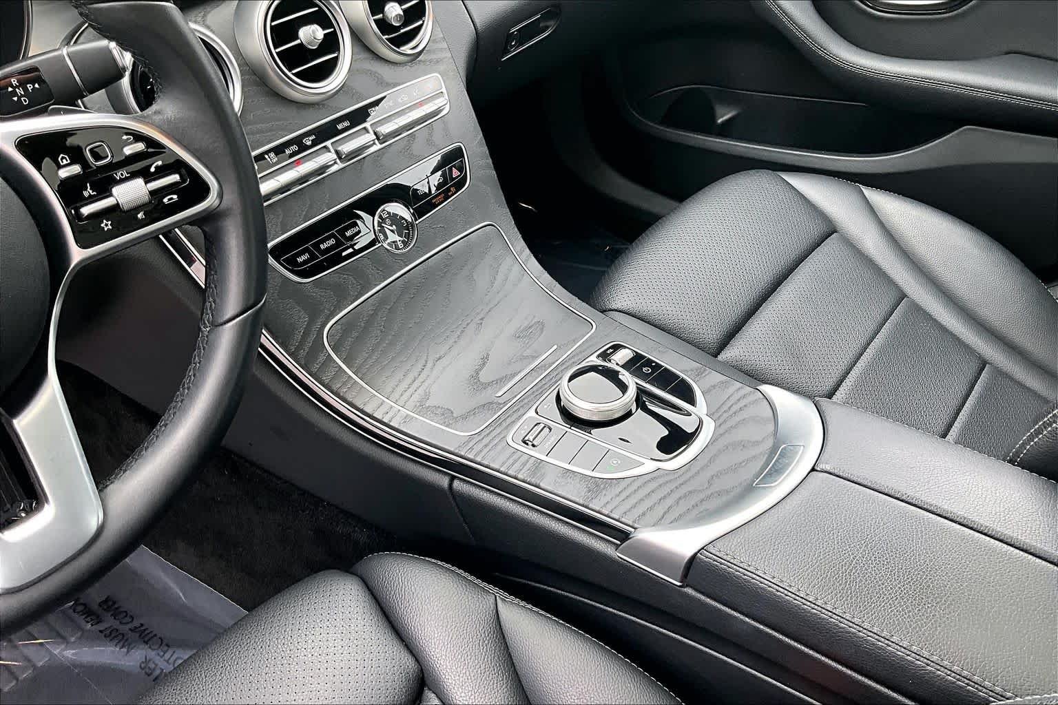 Used 2021 Obsidian Black Metallic Mercedes-Benz C 300 image 16