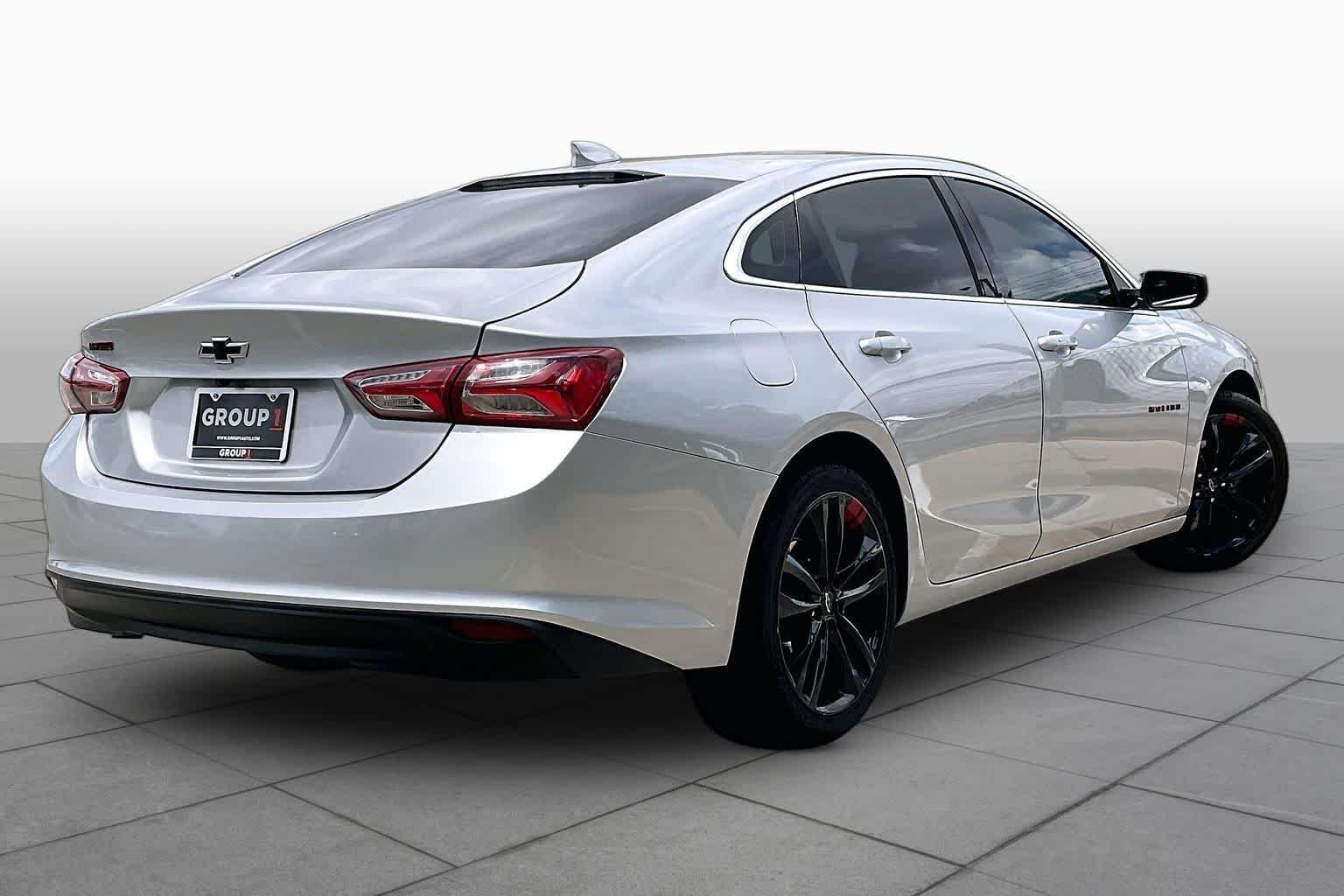 Used 2021 Silver Ice Metallic Chevrolet LT image 11
