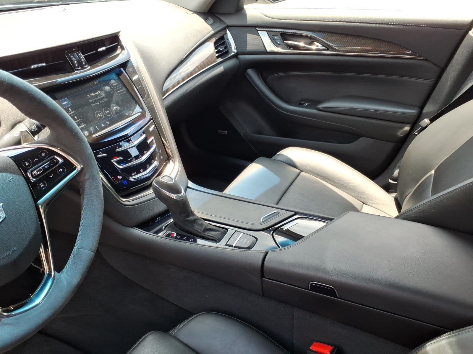 Used 2019 Black Raven Cadillac Luxury AWD image 21