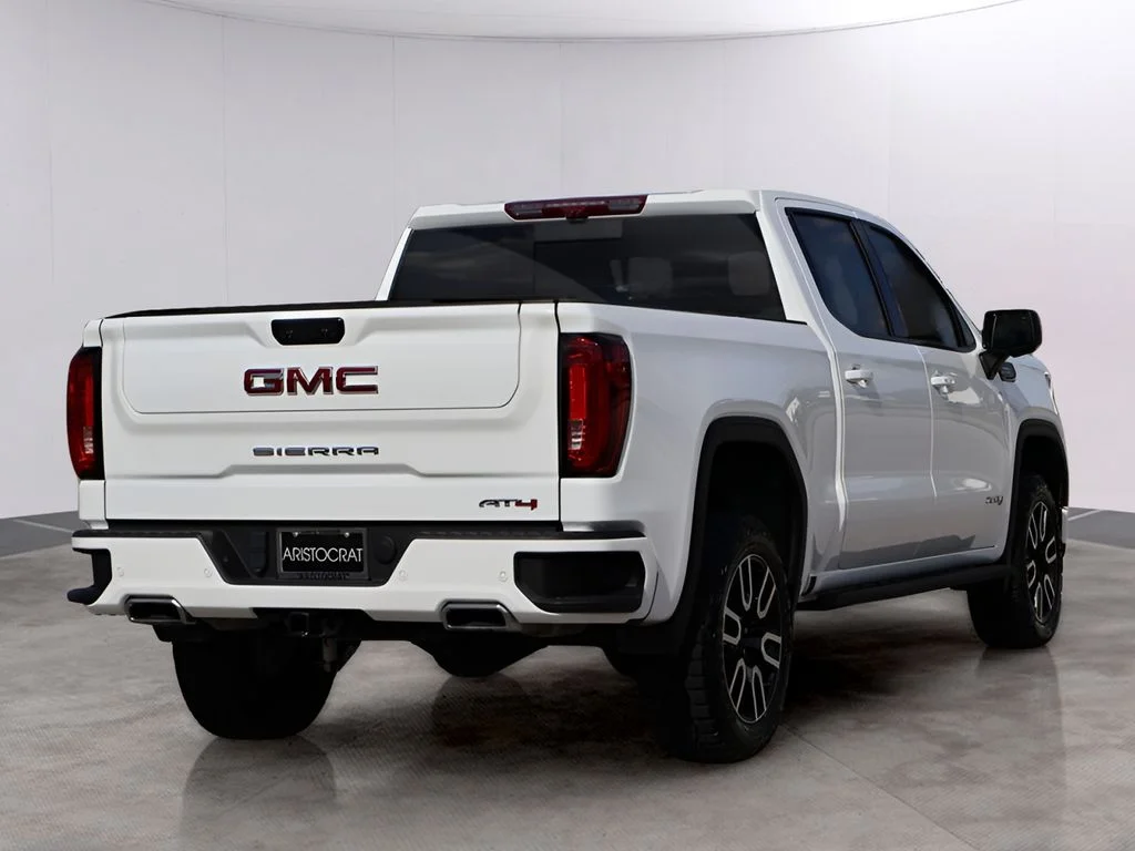 Used 2023 White GMC AT4 image 7