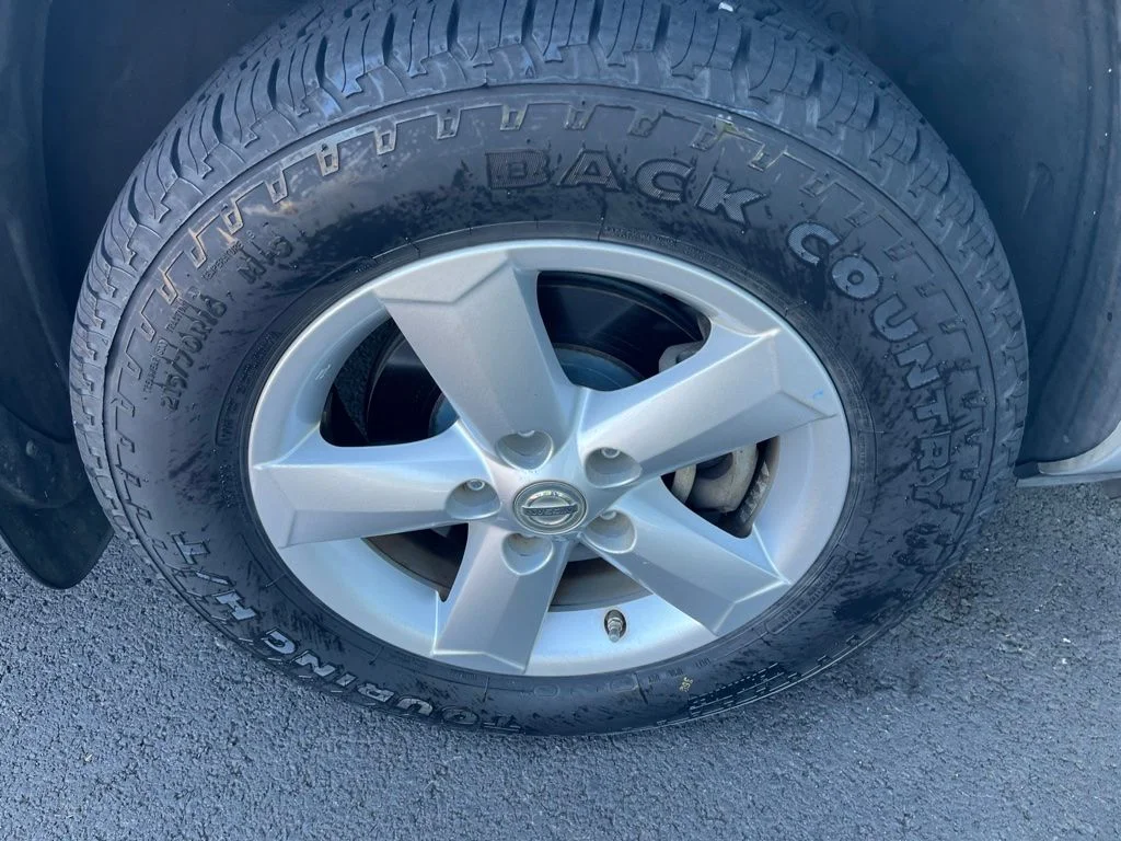 Used 2012 Silver Nissan S image 4