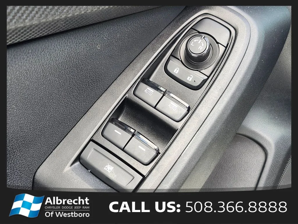 Used 2025 White Subaru Wilderness image 17