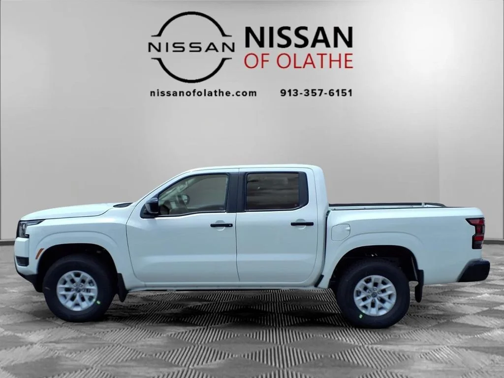 New 2026 Glacier White Nissan Crew Cab S image 20