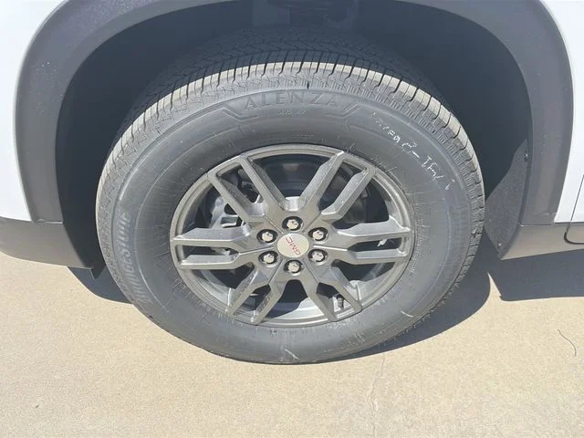 New 2026 White GMC Elevation image 9