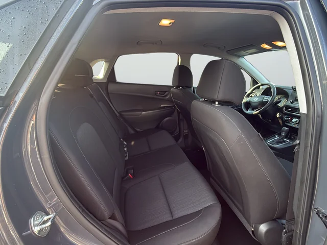 Used 2023 Gray Hyundai SEL image 25