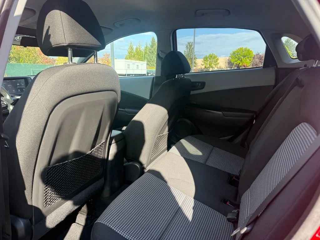 Used 2020 Pulse Red Hyundai SEL image 18