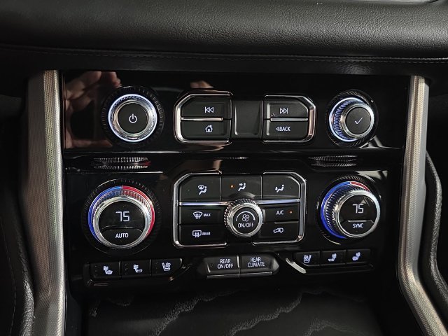Used 2024 Onyx Black GMC Denali image 22