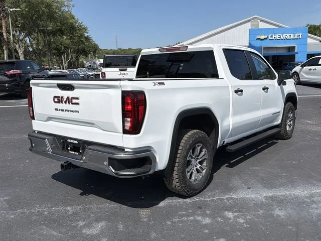 New 2026 Summit White GMC Pro image 4