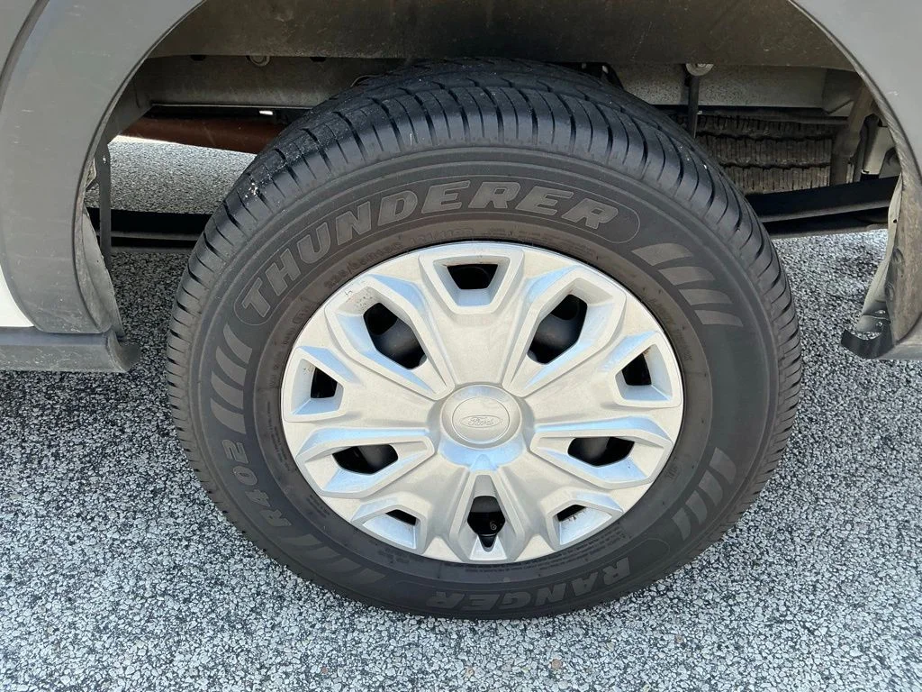 Used 2025 White Ford XLT image 28