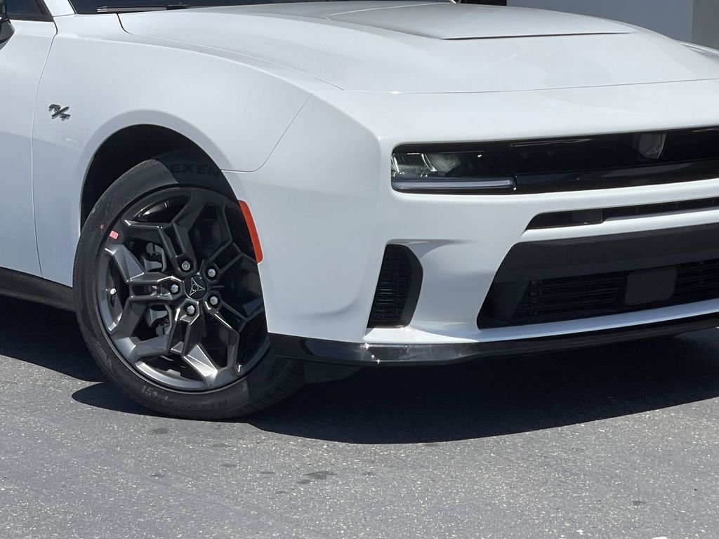 New 2026 White Knuckle Exterior Paint Dodge R/T image 4