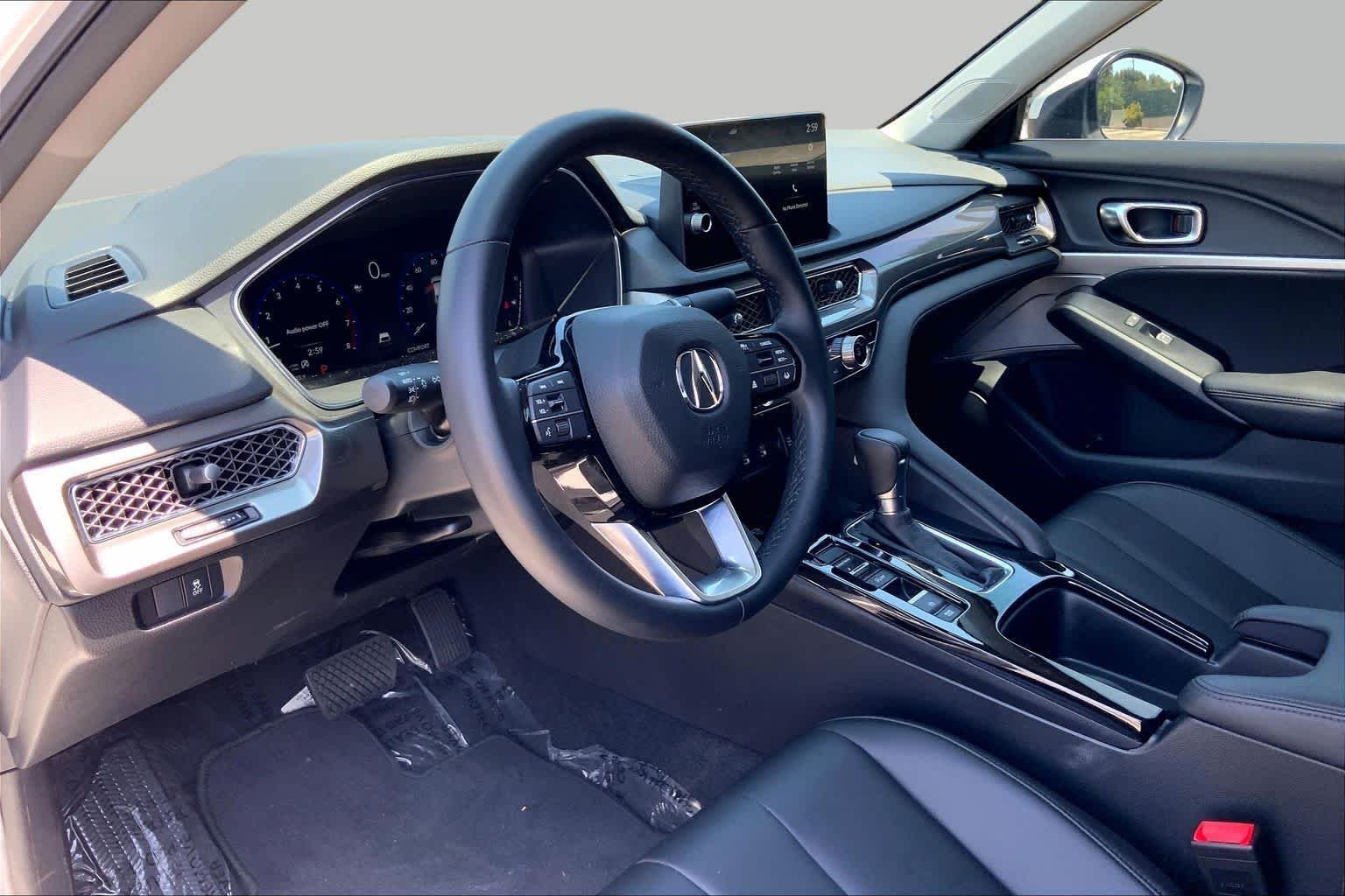 Used 2026 Platinum White Pearl Acura  image 17