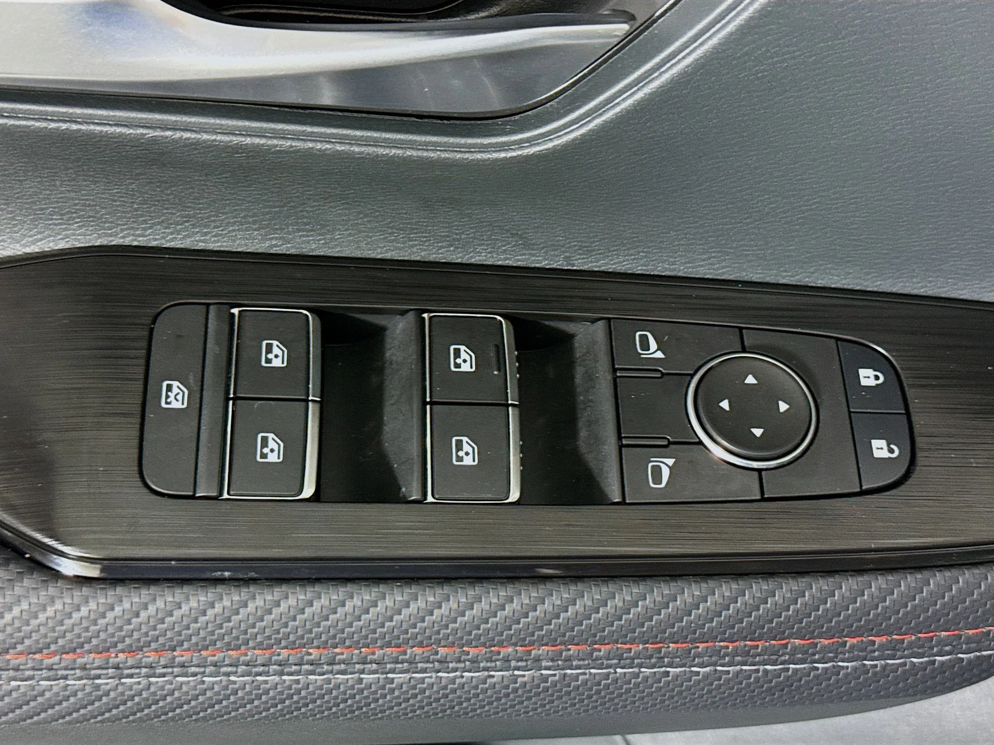 Used 2026 Aspen White Tricoat Nissan SR image 20
