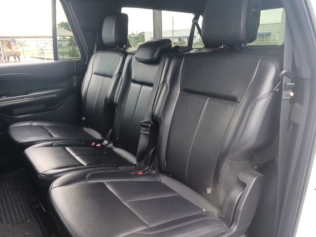 Used 2019 White Ford XLT image 12