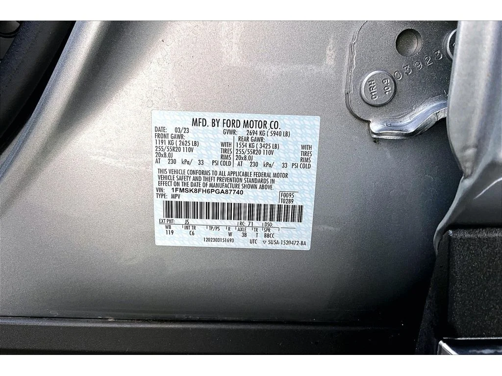 Used 2023 Iconic Silver Metallic Ford Limited image 31