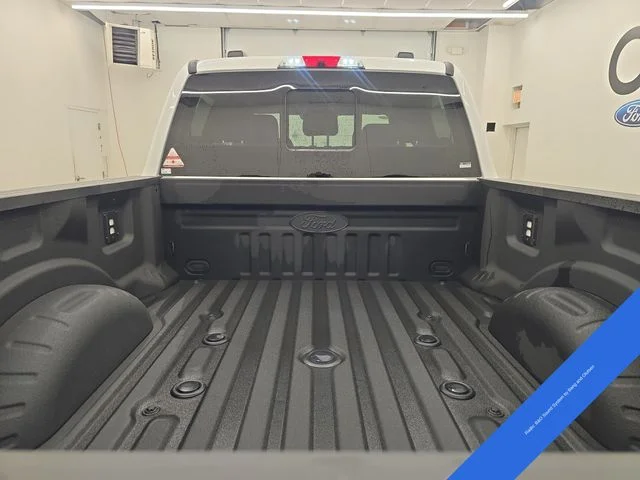 New 2026 Oxford White Ford F-350® Lariat® image 19