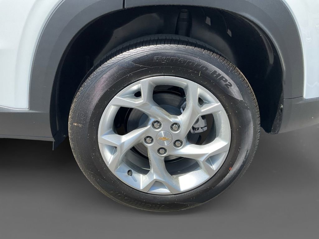 2026 Chevrolet Trax LS - Photo 8