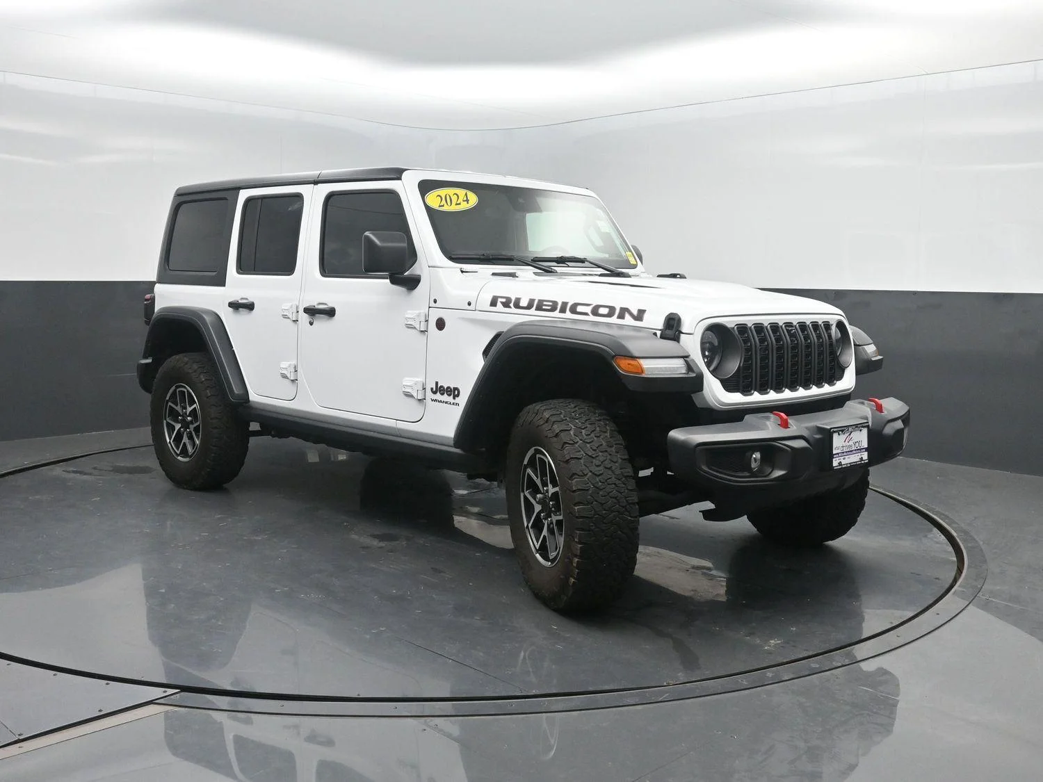 Used 2024 Bright White Jeep Rubicon image 5