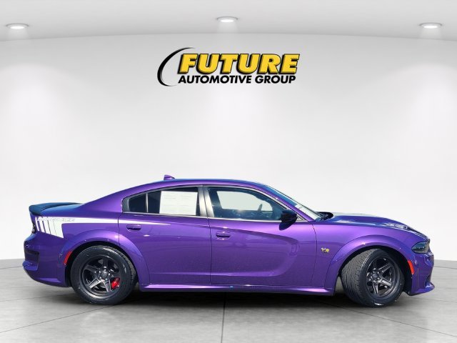 Used 2023 Purple Dodge R/T Scat Pack image 3