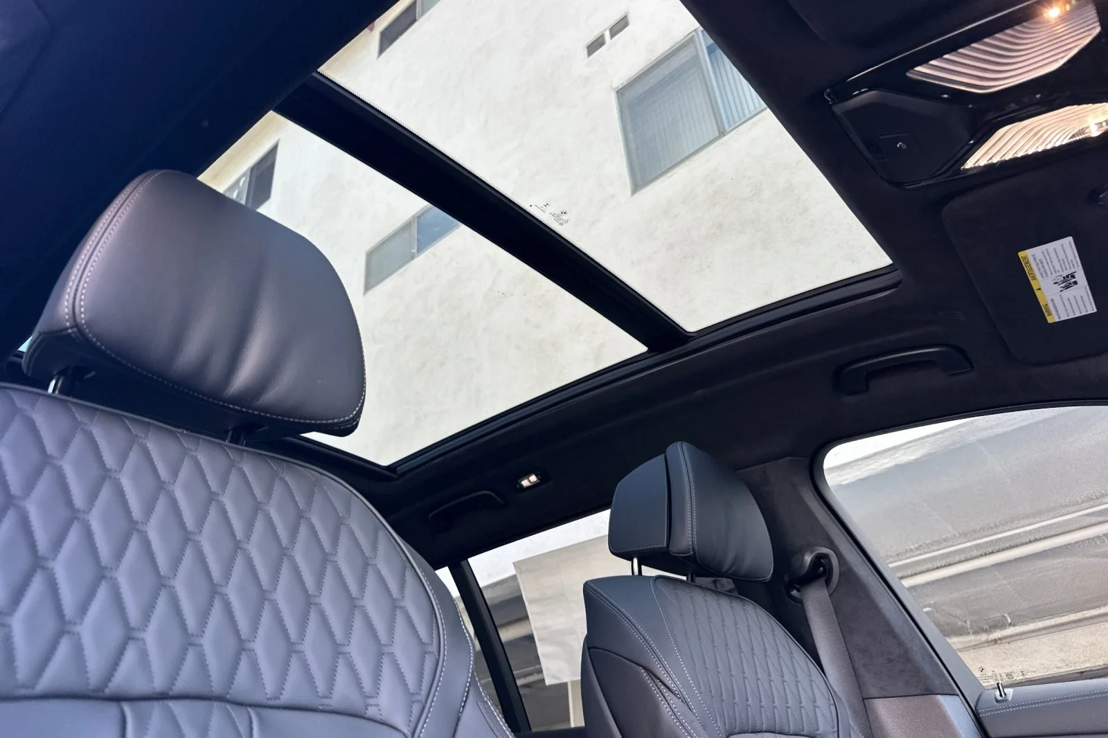 New 2027 Dravit Grey Metallic BMW xDrive40i image 17