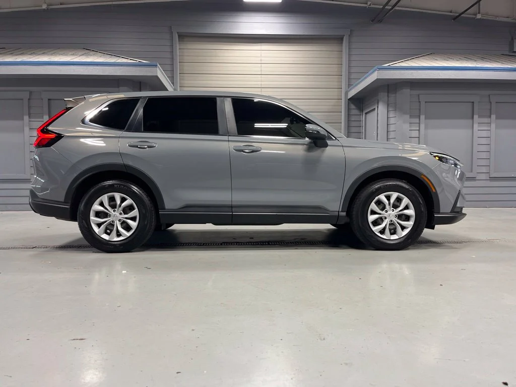 2024 Honda CR-V LX - Photo 8