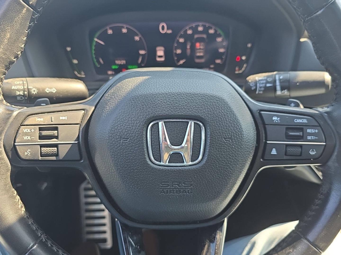 Used 2023 Still Night Pearl Honda Sport image 11