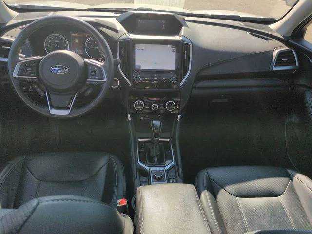 Used 2021 White Subaru Touring image 31