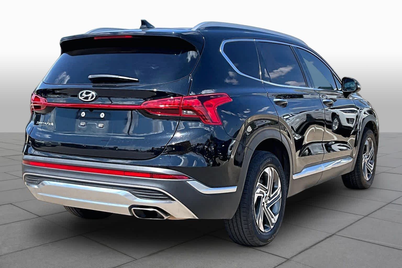 Used 2022 Twilight Black Hyundai SEL image 13