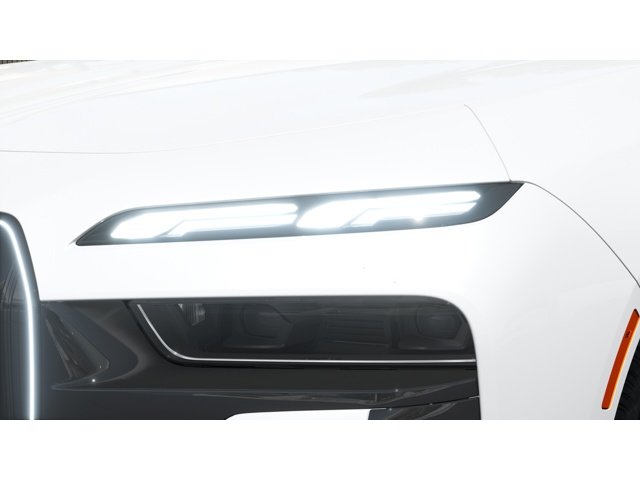 New 2026 Mineral White Metallic BMW 750e xDrive image 6