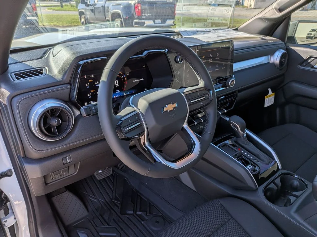 2026 Chevrolet Colorado LT - Photo 30