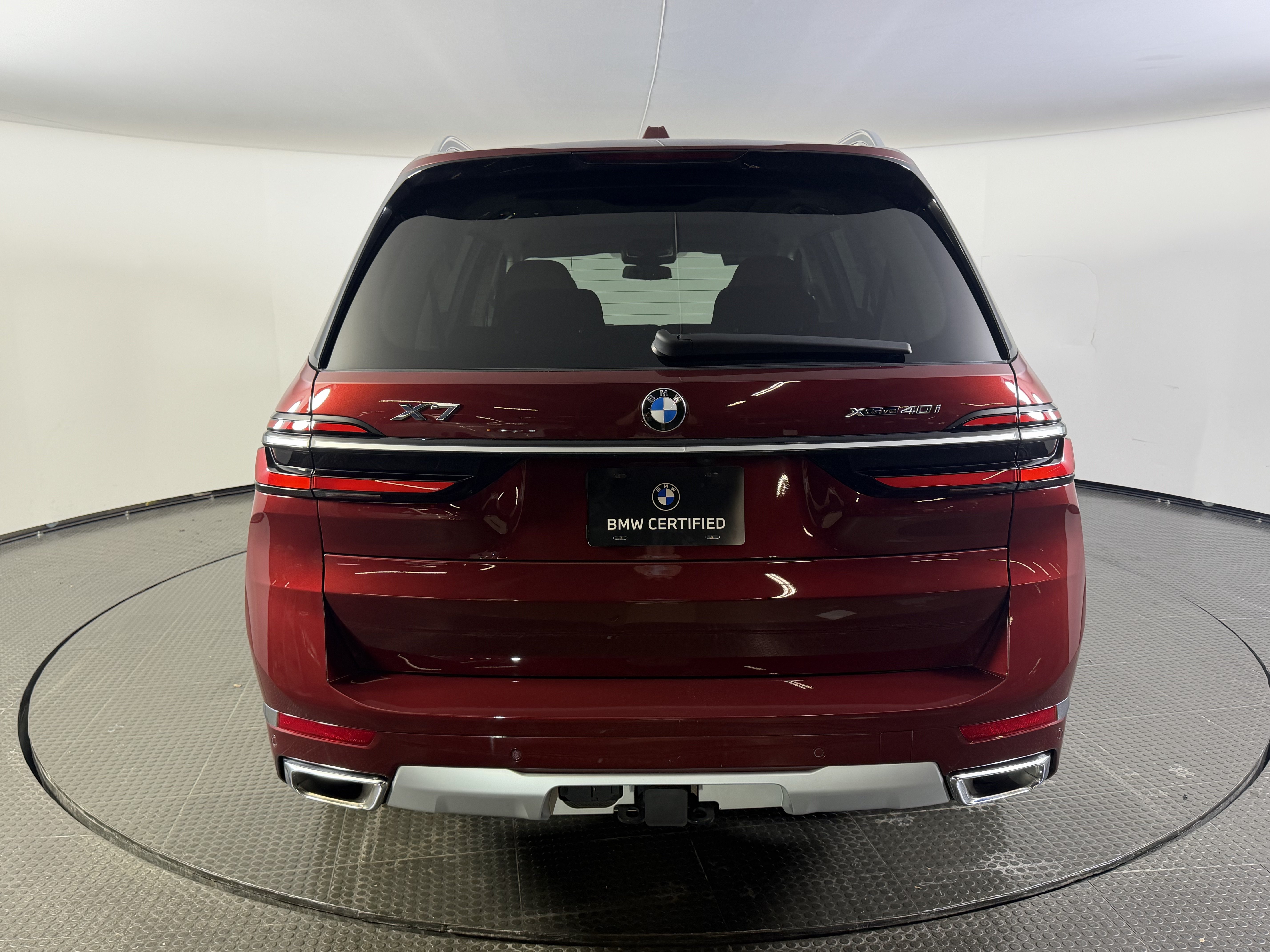 Certified Used 2025 Aventurin Red Metallic BMW xDrive40i image 5
