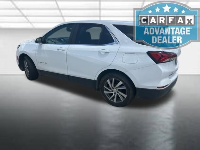 Used 2023 Summit White Chevrolet LT image 4