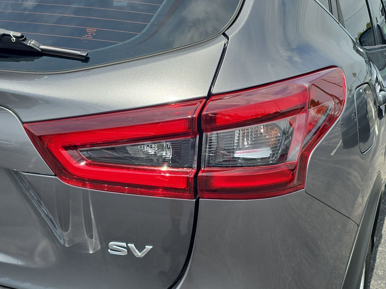 Used 2021 Gray Nissan SV image 8