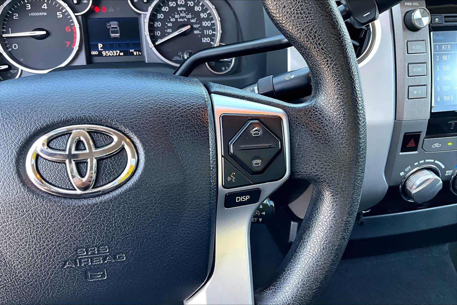 Used 2016 Black Toyota SR5 image 25