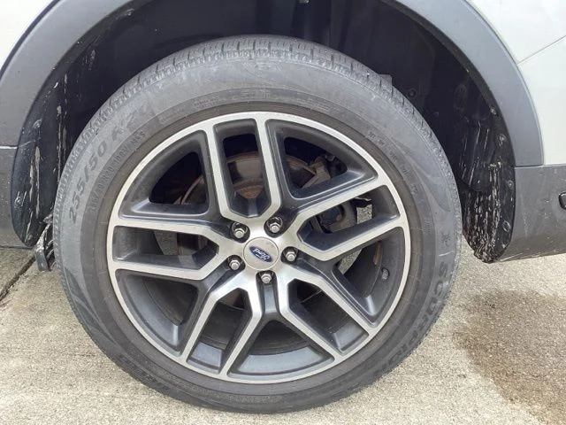 Used 2019 White Ford Sport image 7