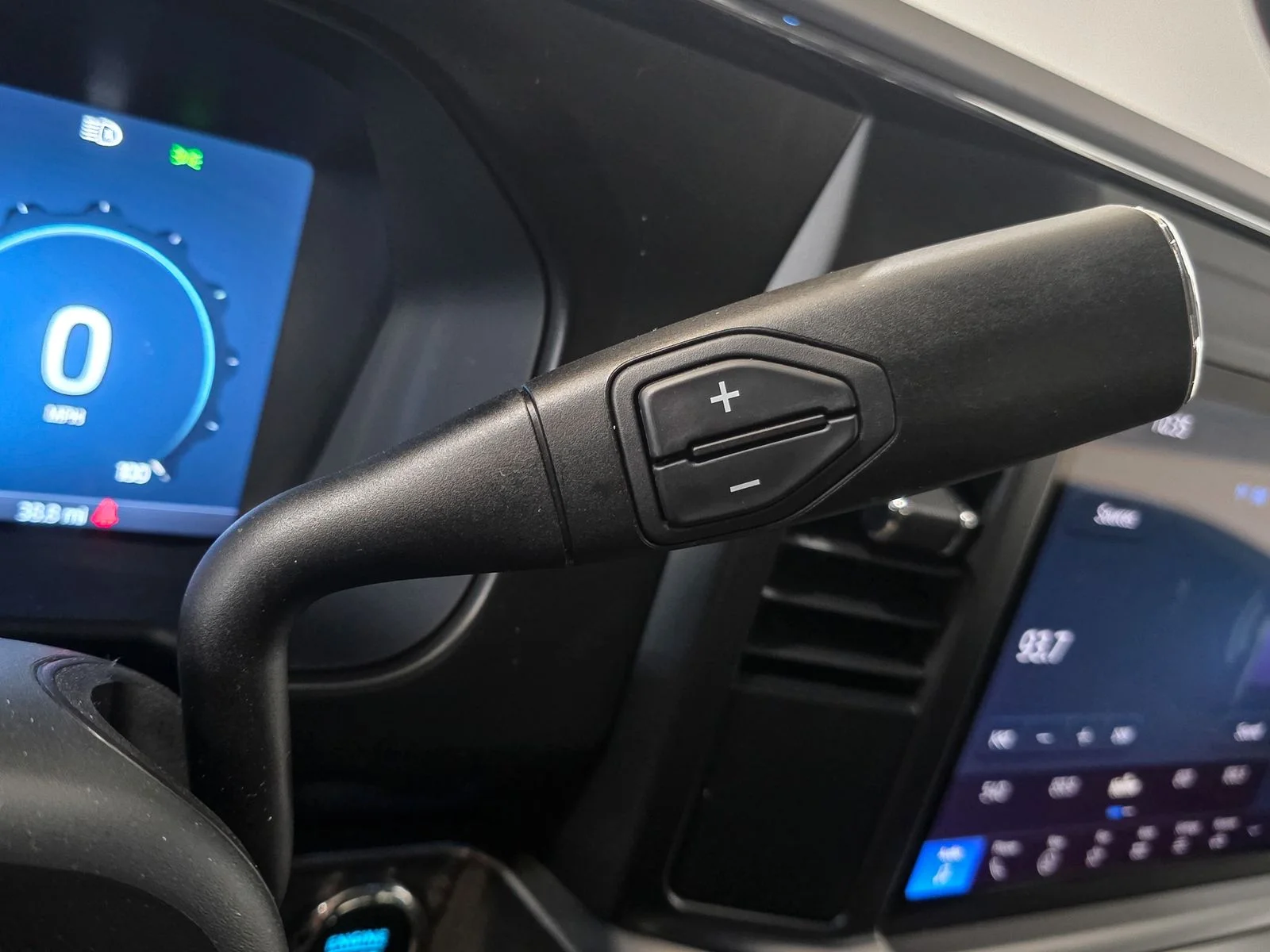 2025 Ford F-350 Super Duty Lariat - Photo 36