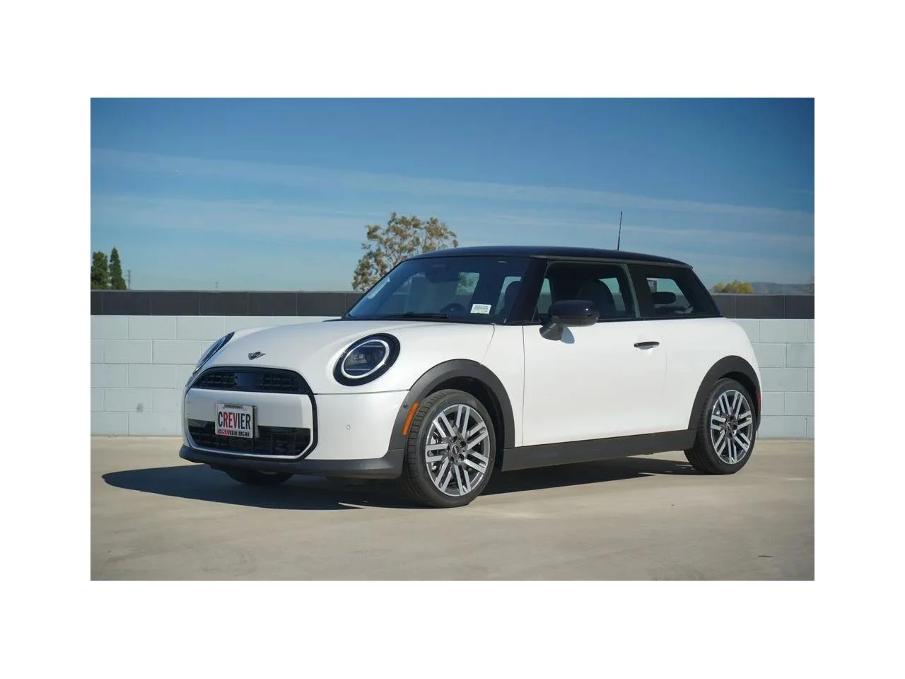 2026 MINI Hardtop's photo