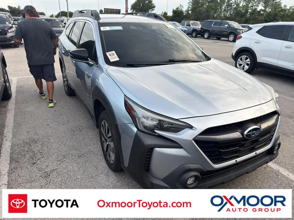 2023 Subaru Outback Premium's photo