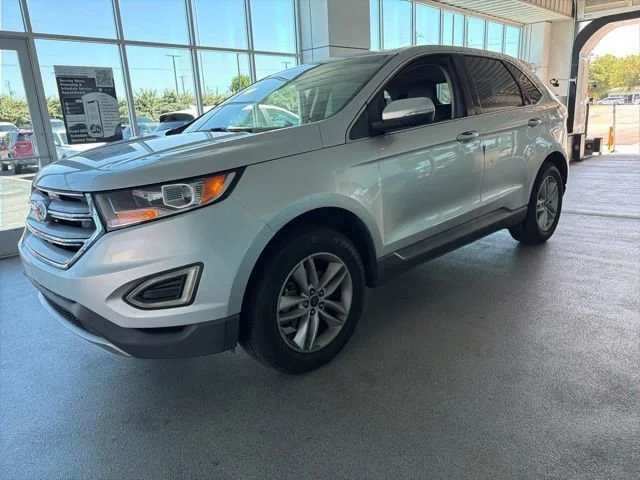 Used 2017 Ingot Silver Metallic Ford SEL image 3