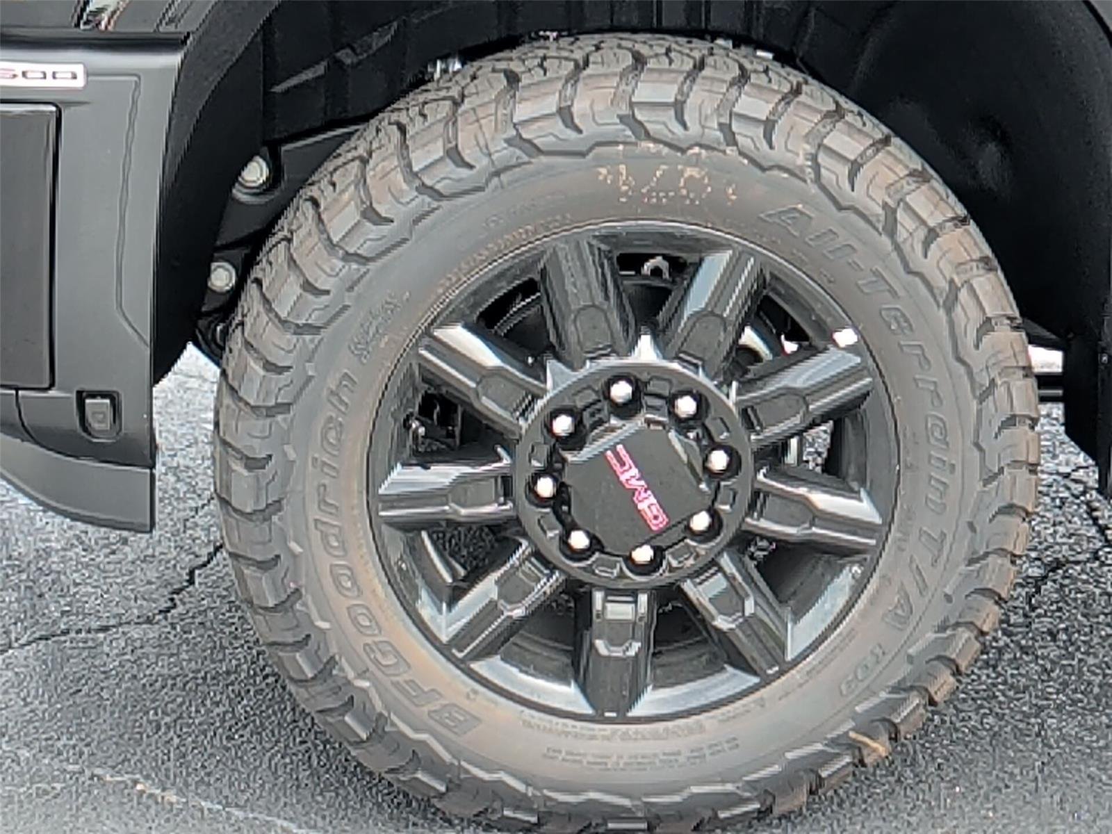 New 2026 Onyx Black GMC AT4 image 11