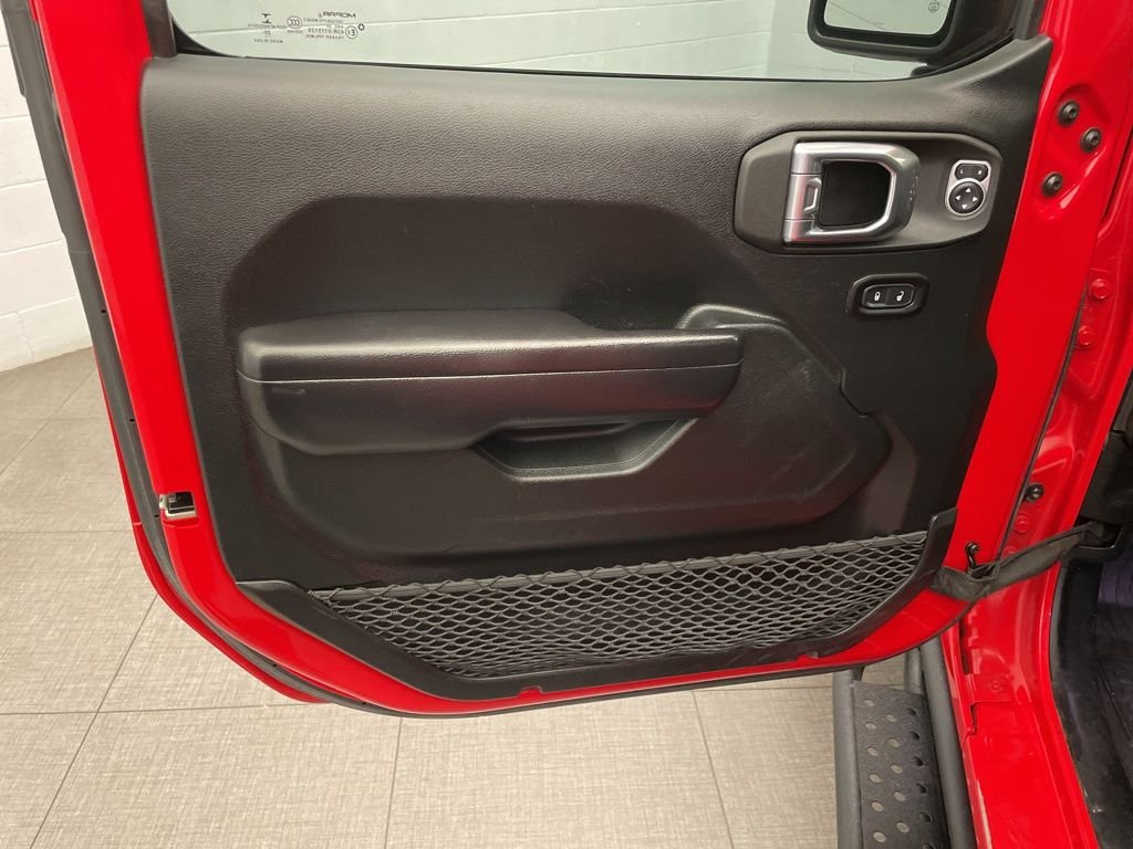 Used 2021 Red Jeep Unlimited Willys image 19