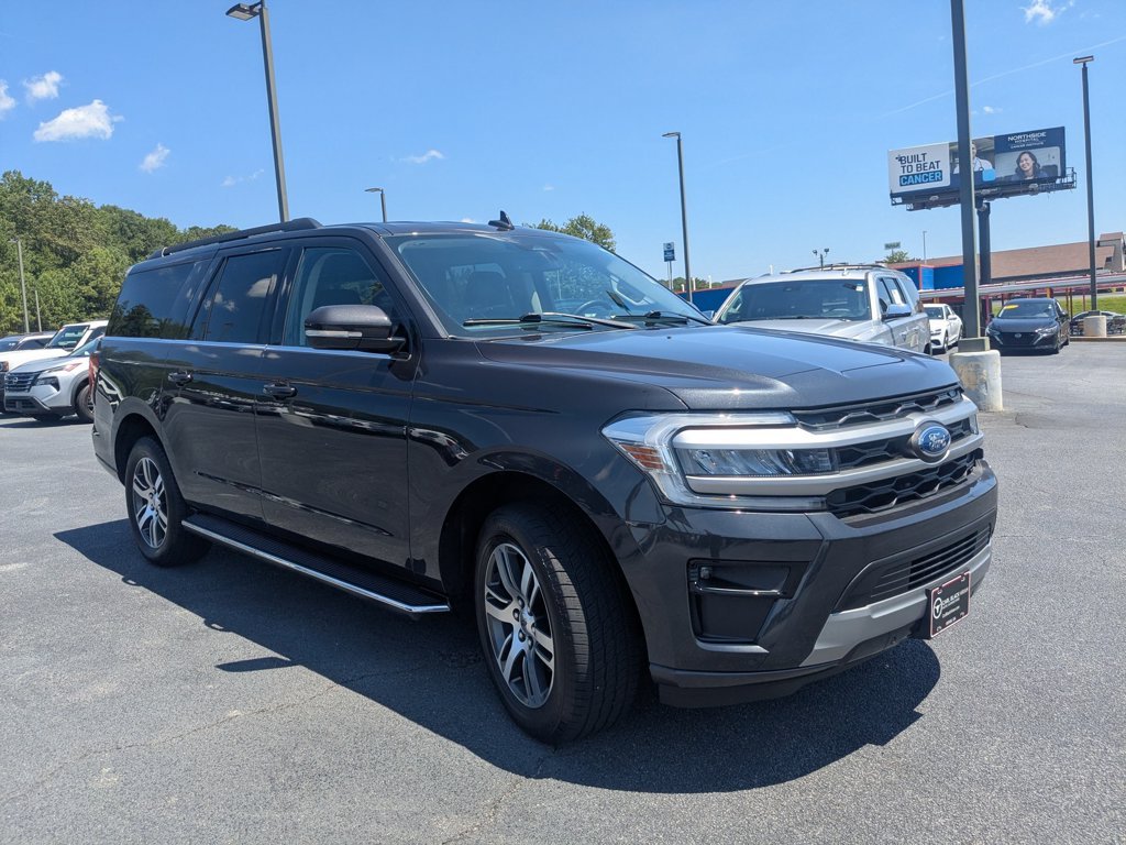 Used 2023 Gray Ford XLT image 3