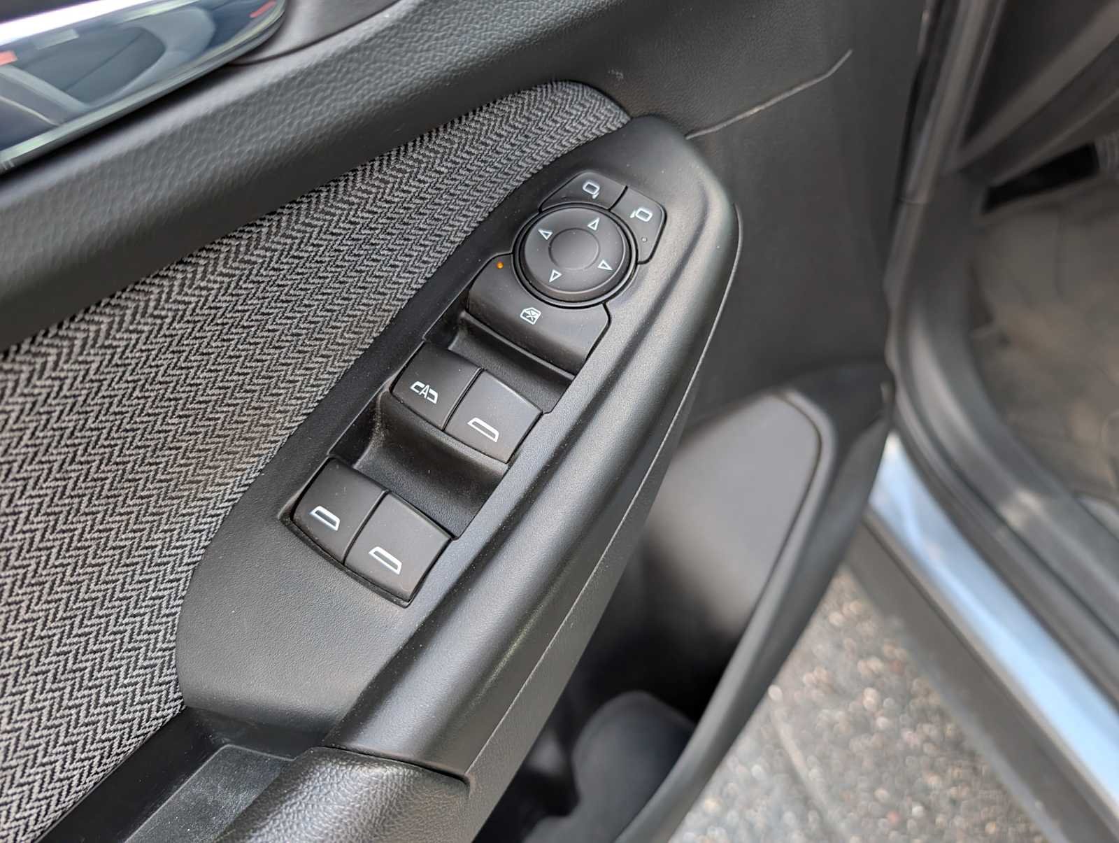 Used 2022 Satin Steel Metallic Chevrolet LT image 12