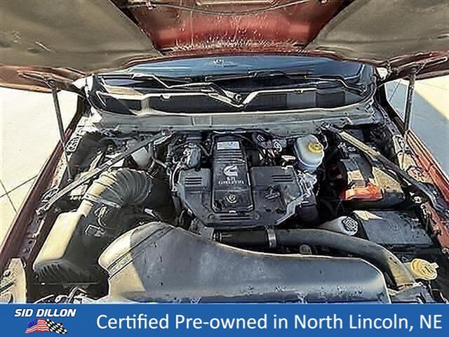Used 2024 Delmonico Red Pearlcoat Ram Limited image 10