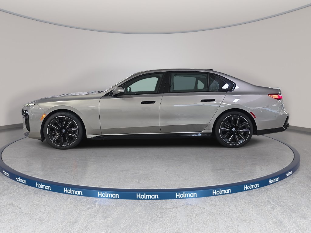 Certified Used 2024 Oxide Grey Met BMW 760i xDrive image 11